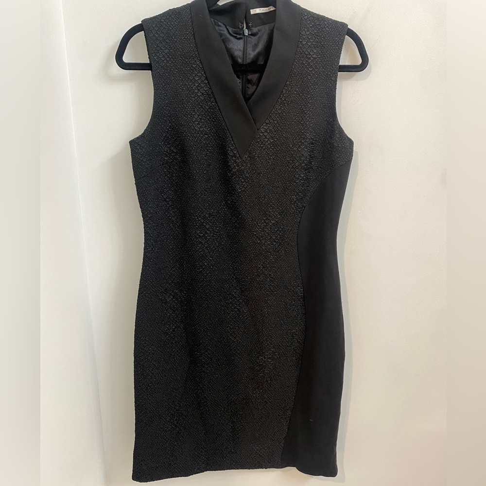 Tahari Black Textured Sleeveless Sheath Dress Sz. 10